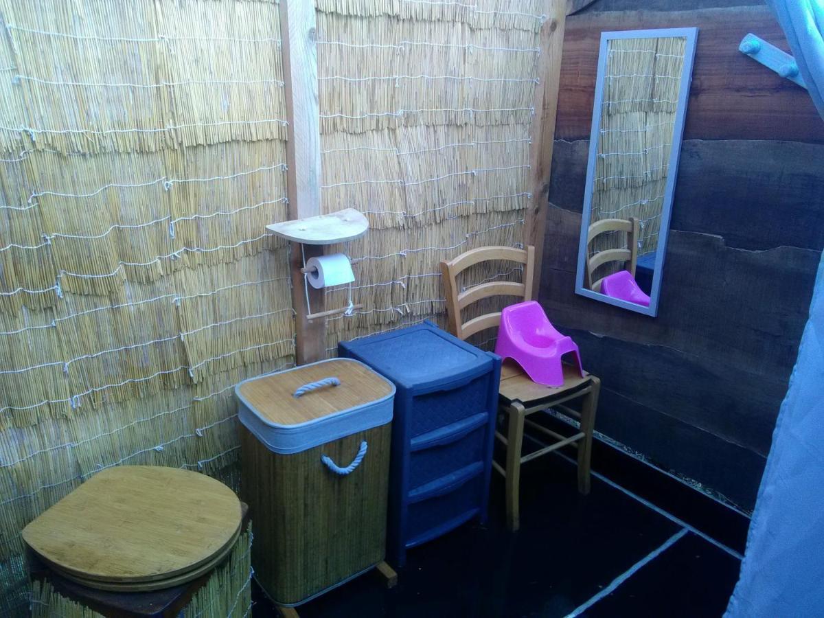Luxury tent Tentes Bohemes Dans Un Ecolieu Avec Piscine Hors-Sol