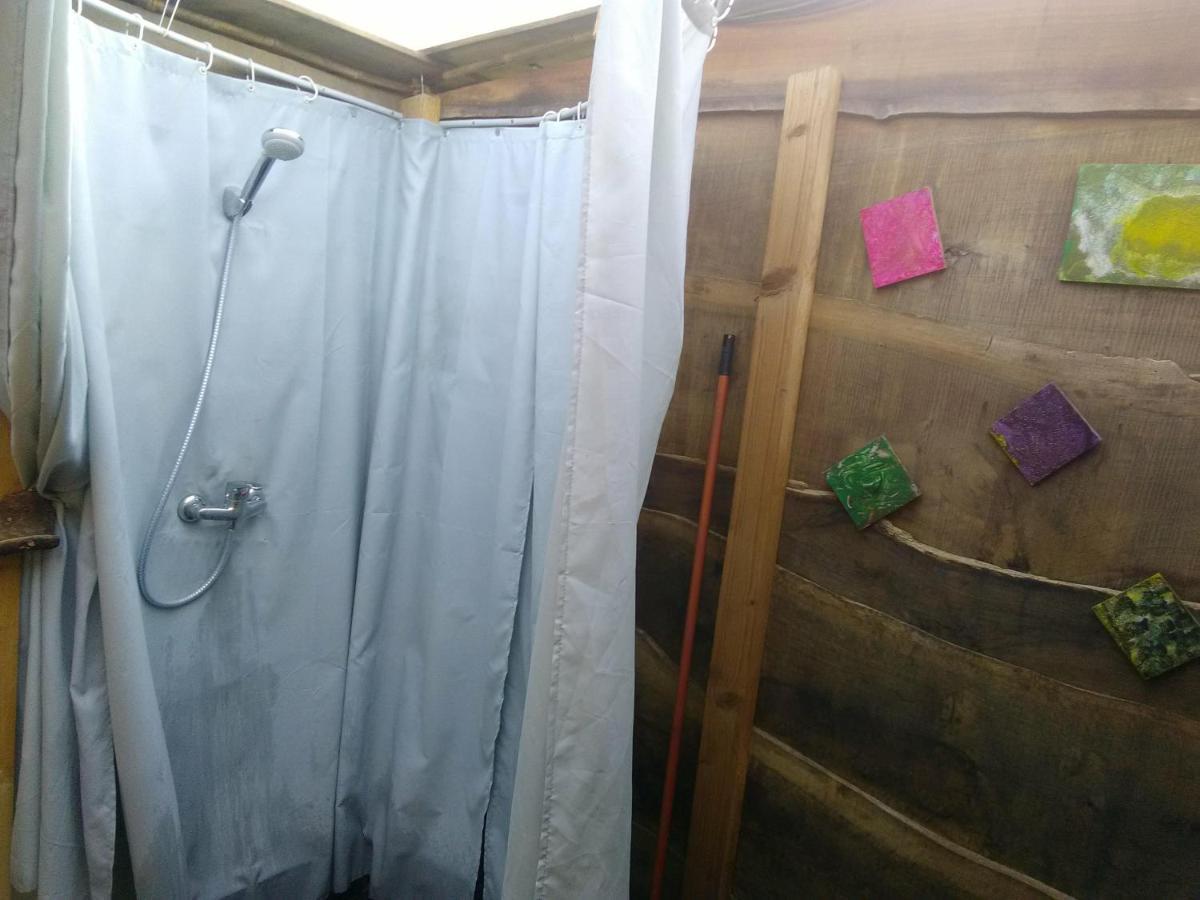 Tentes Bohemes Dans Un Ecolieu Avec Piscine Hors-Sol * Peault